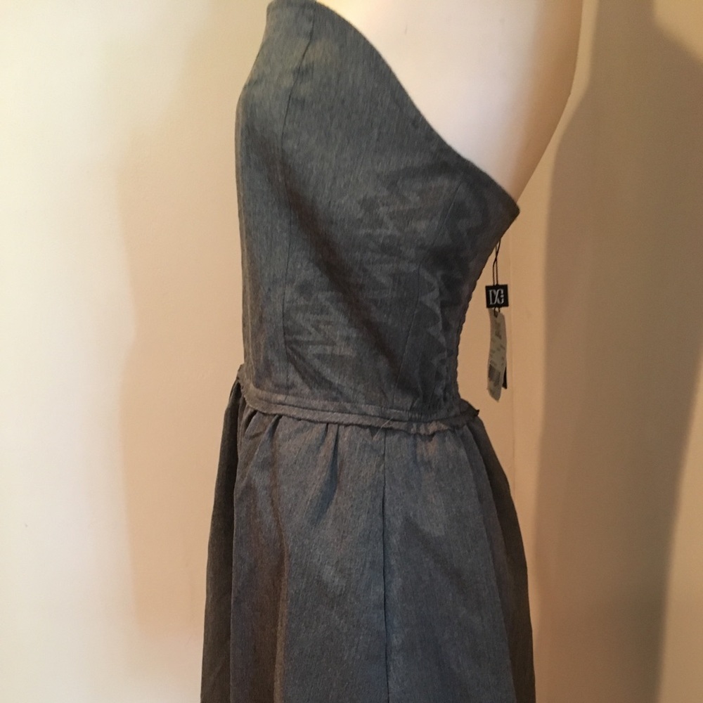 DC Dress - Picture 2 of 8